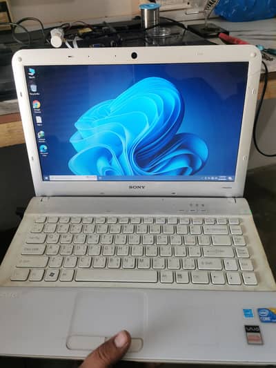 sony vivo laptop core i7 1st genration