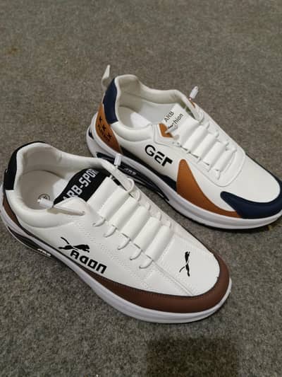 joggers and slippers  for sale