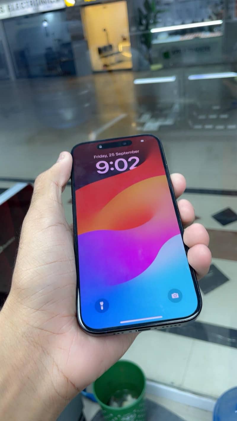 Apple iPhone 14 Pro 1