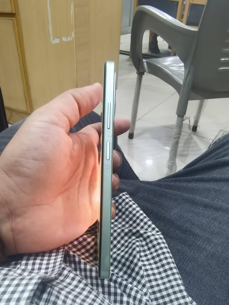 Dcode Bold 3 Pro 8/128 0