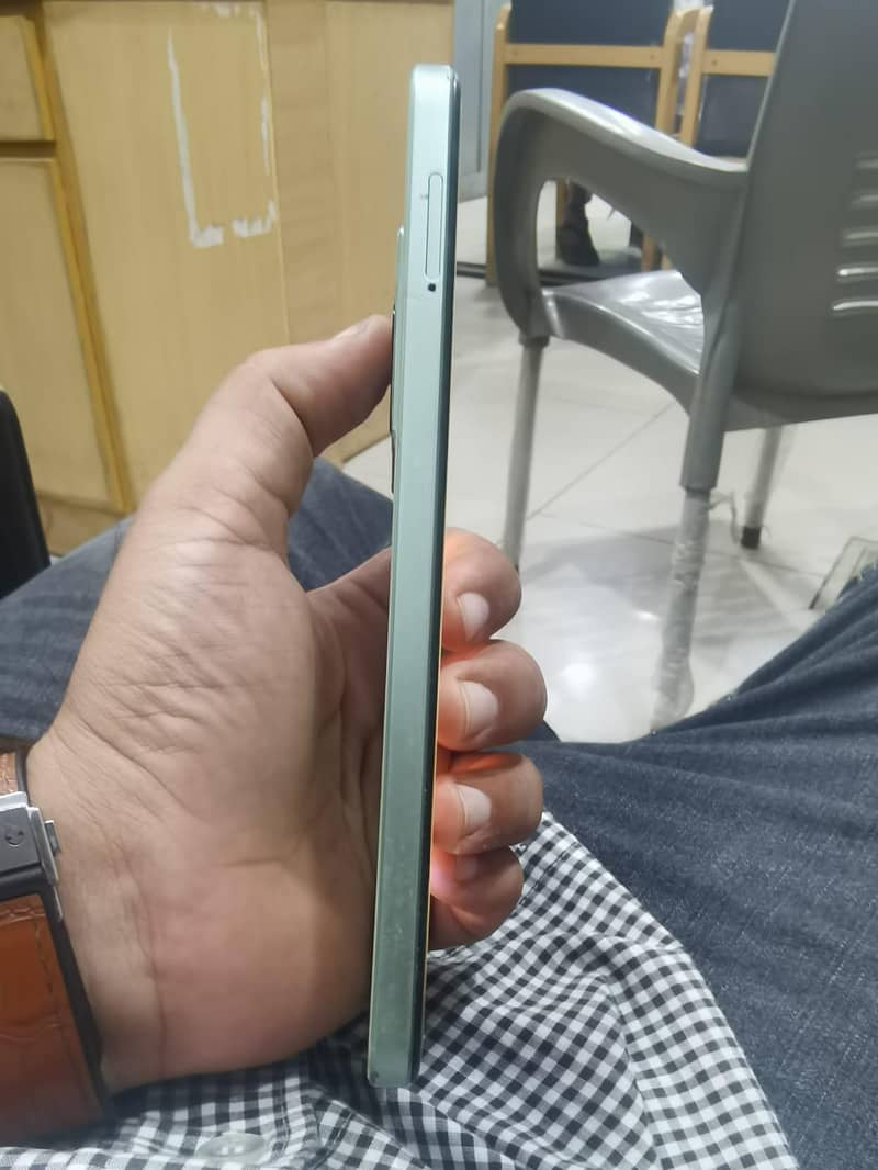 Dcode Bold 3 Pro 8/128 4