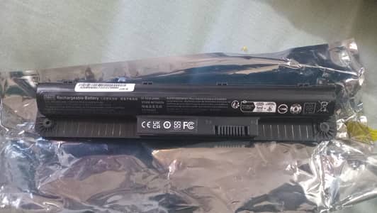 Laptop DB03 HP Battery Box packed