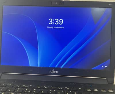 Fujitsu Lifebook E546 | Core i3 6th Gen | 8GB RAM | 500GB HDD