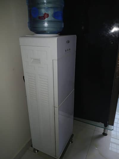 water dispancer
