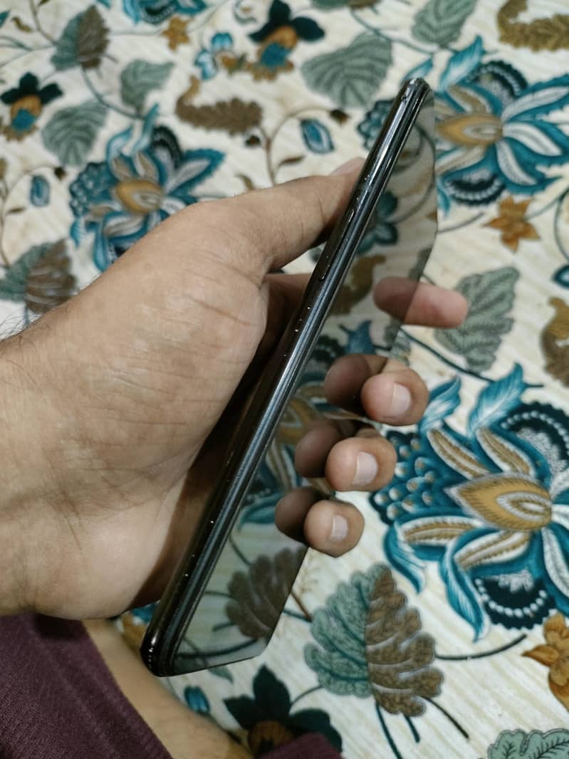 One Plus 6T 2