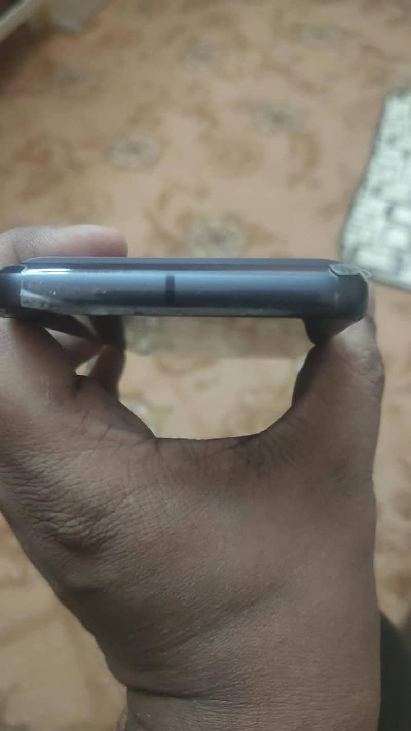 Google Pixel 8 3
