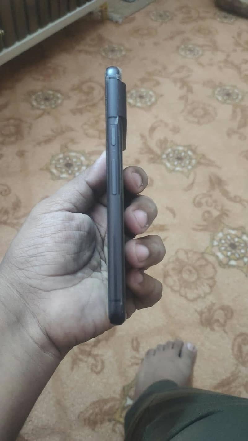 Google Pixel 8 5