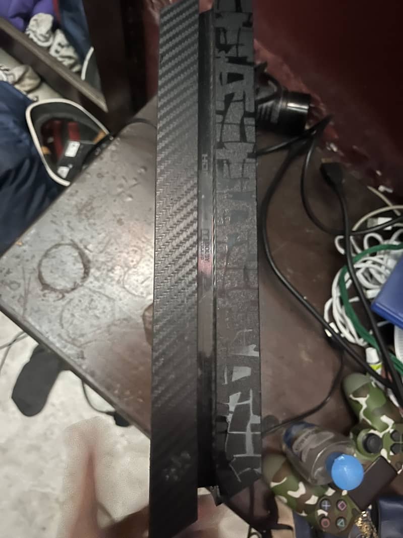 PlayStation 4 flat 3