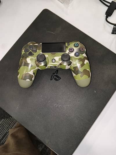 Play Station 4 1TB