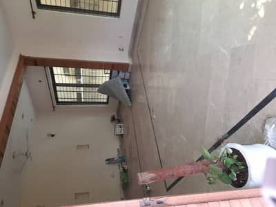 In National Police Foundation Kanal Ka Ground Portion 3bedroom Water Boring Gas Bijli Available H Rent Dimnd 95000