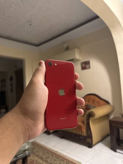 Apple iPhone SE