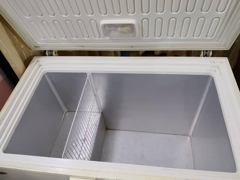 WAVES deep freezer 1