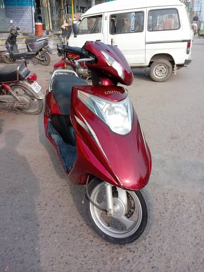 United 100cc Automatic Scooter For Sale