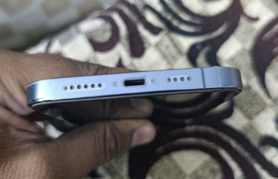 Apple iPhone 13 Pro Max 5