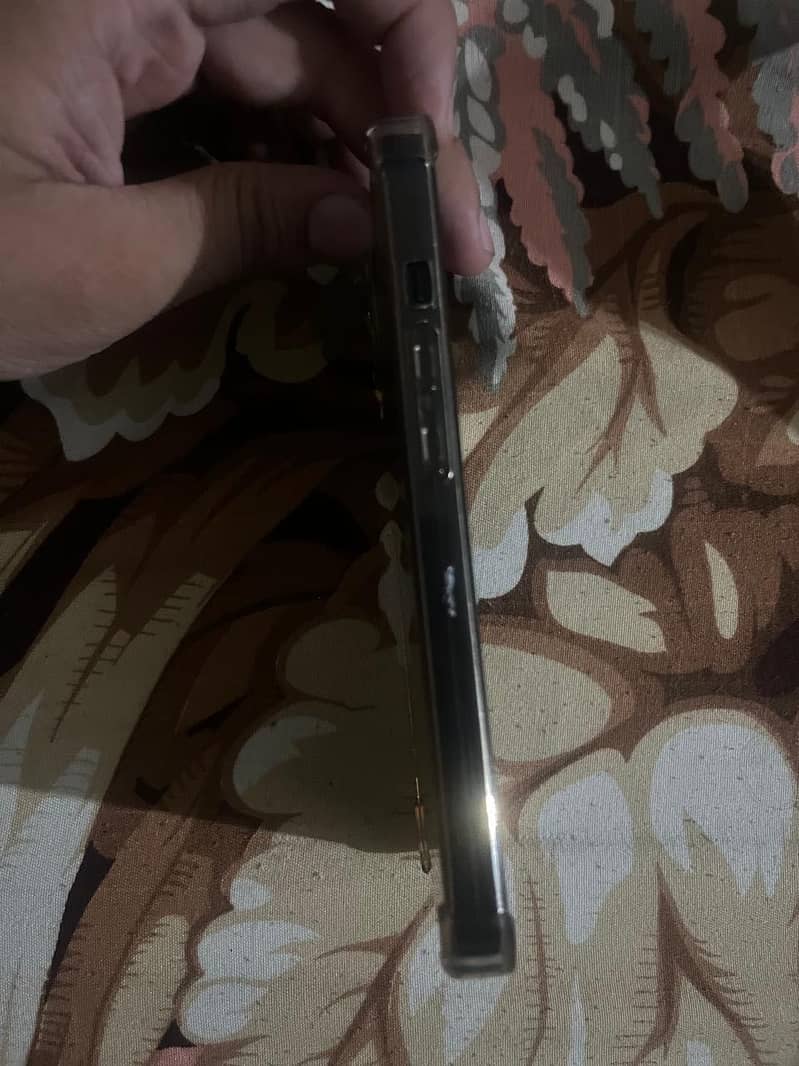 Apple iPhone 14 2