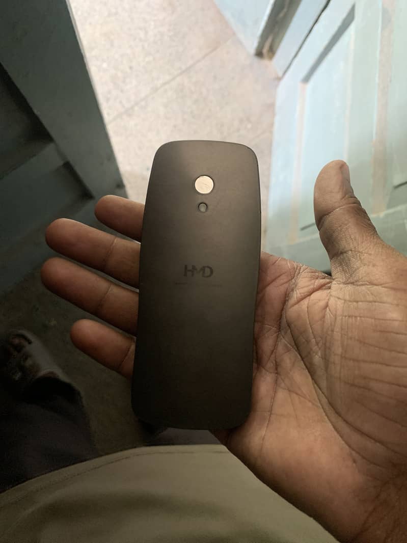 Nokia 3210 1