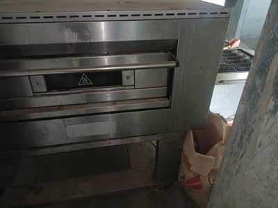 32 inches  conveyor oven