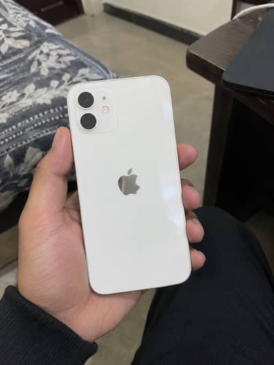 Apple iPhone 12