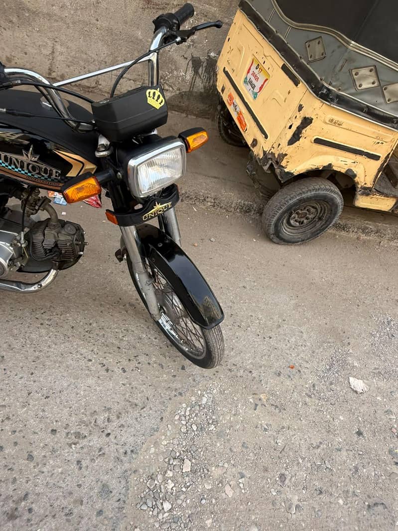 UNIQUE PLUS 6