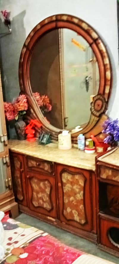 Dressing Table and Showcase