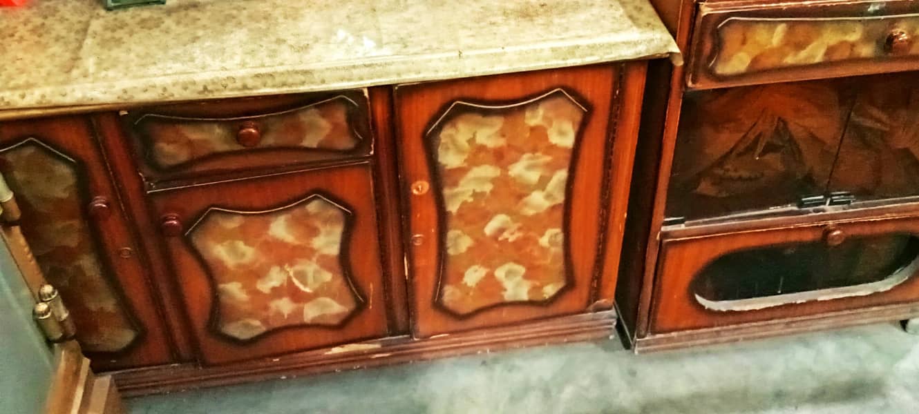 Dressing Table and Showcase 1