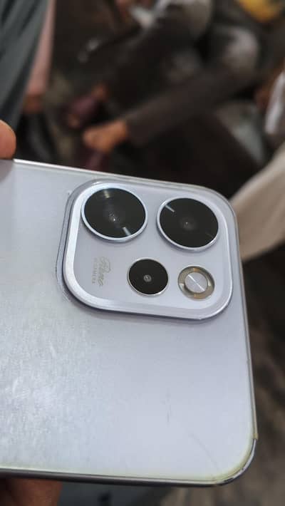 OPPO Reno 15 F