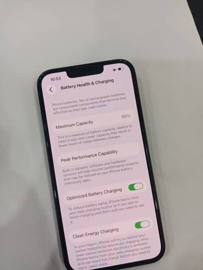 Apple iPhone 13