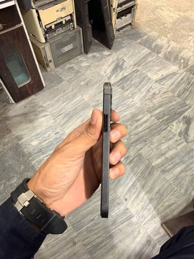 Apple iPhone 12 Pro (Pta Approved)