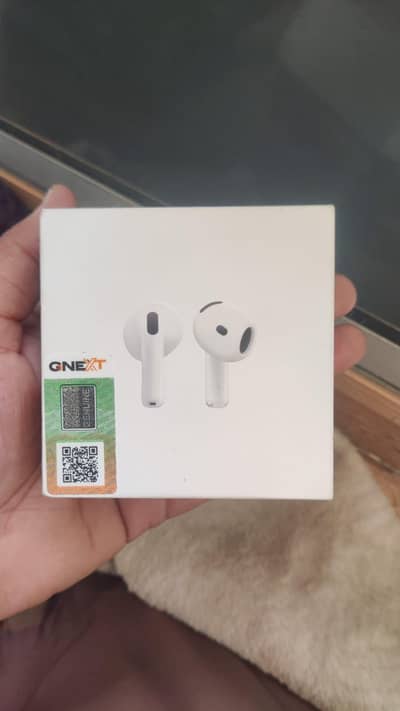AIRPODS 4 BRAND NEW