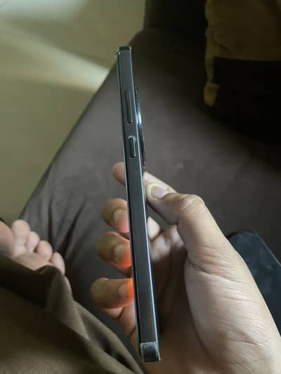 OPPO Reno 12 f