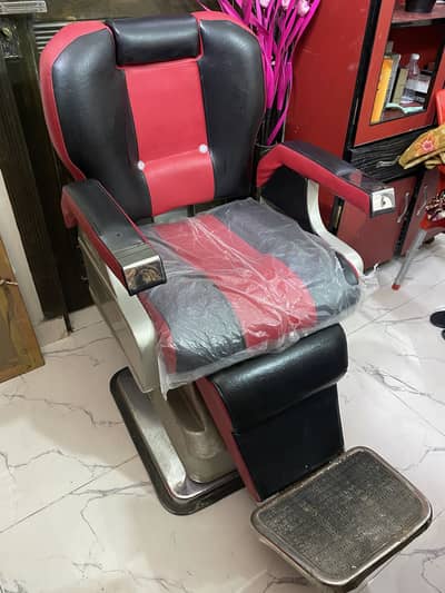 Salon chairs for sale- Very Good condition