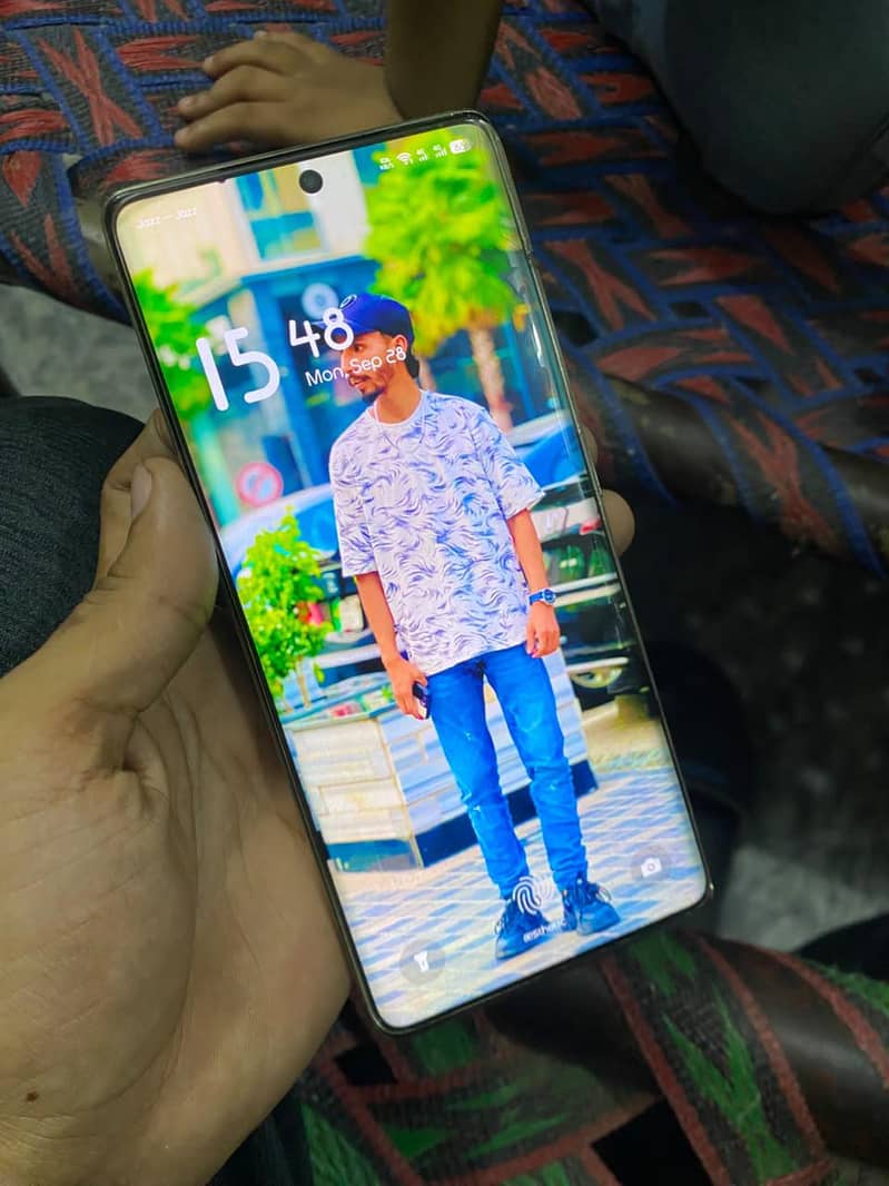 Infinix Note 40 Pro 0