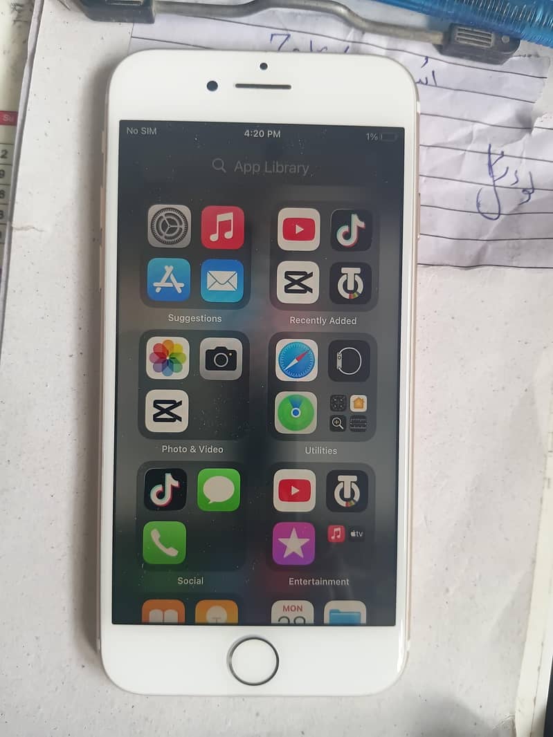 Apple iPhone 7 0