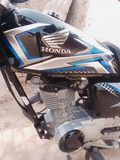 24 KA And ma aya ha bike bilkul fresh ha koi masla ni jis na Lana hu