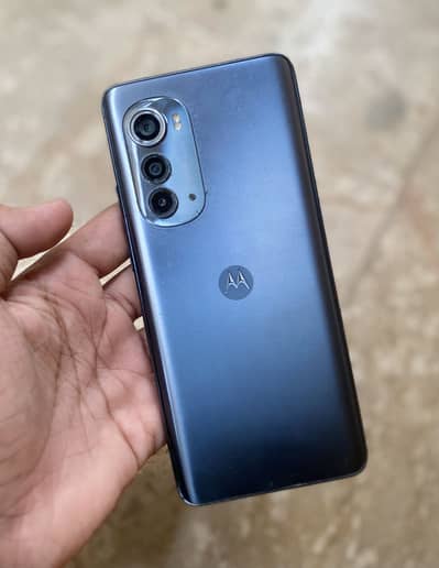 Motorola edge 2022