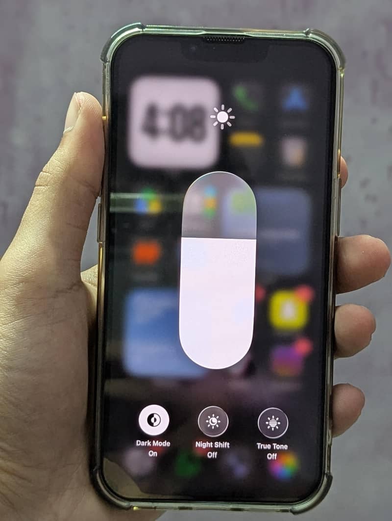 Apple iPhone 13 1