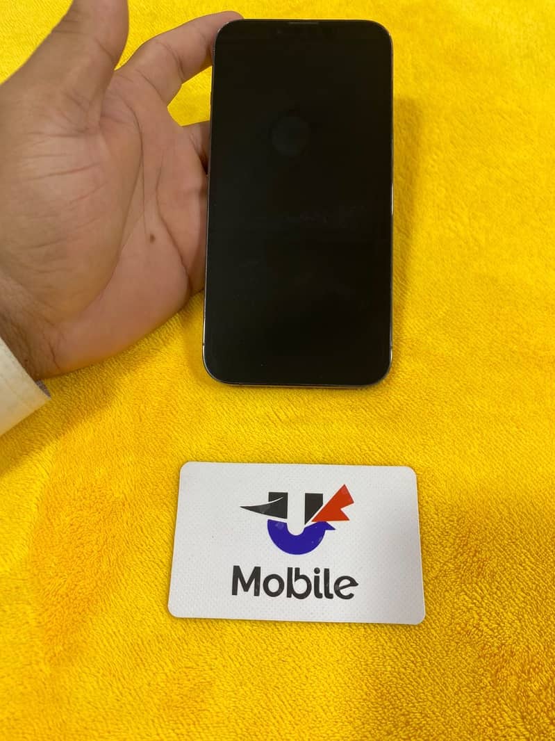 Apple iPhone 13 Pro 4