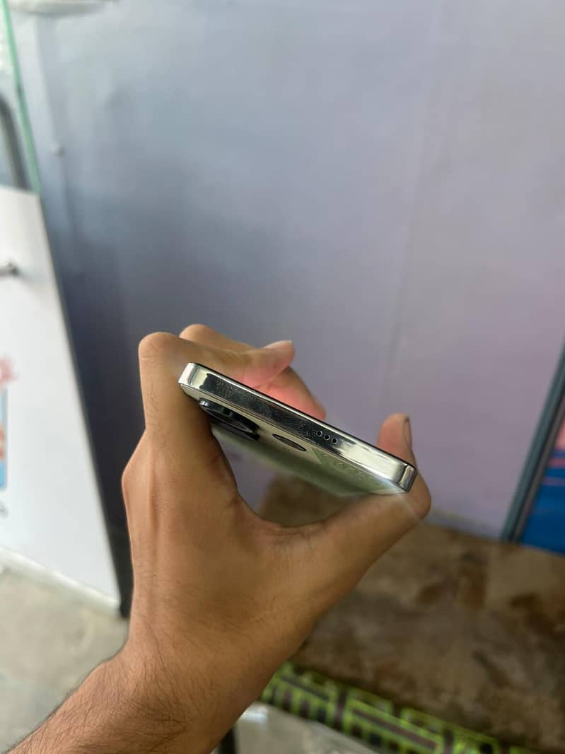 Tecno CAMON 20 4