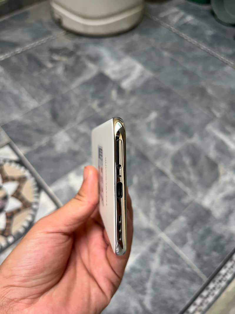 Tecno SPARK 40 Pro plus 4