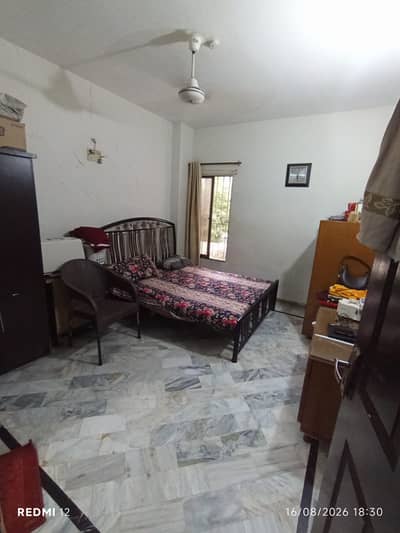 3 BED D/D FLAT FOR RENT IN BLOCK 13-A, GULSHAN