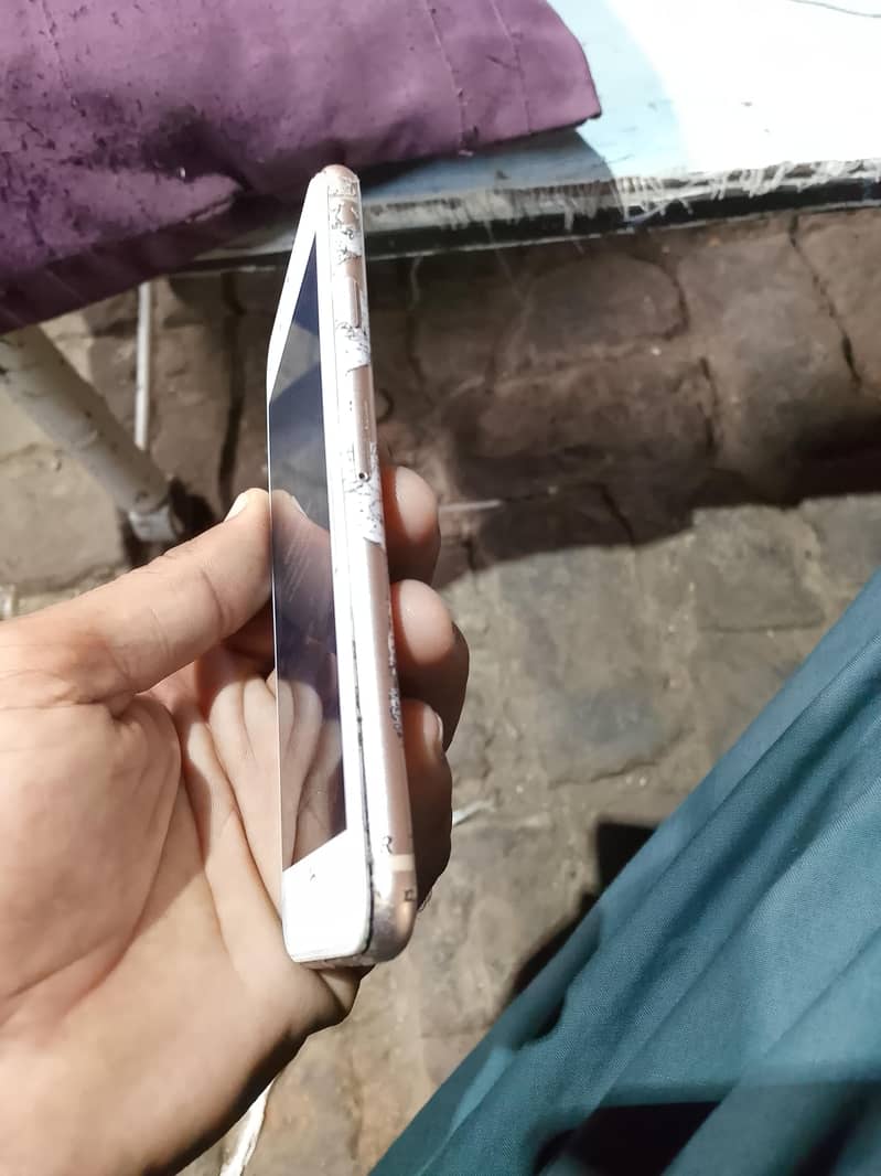 Apple iPhone 8 2