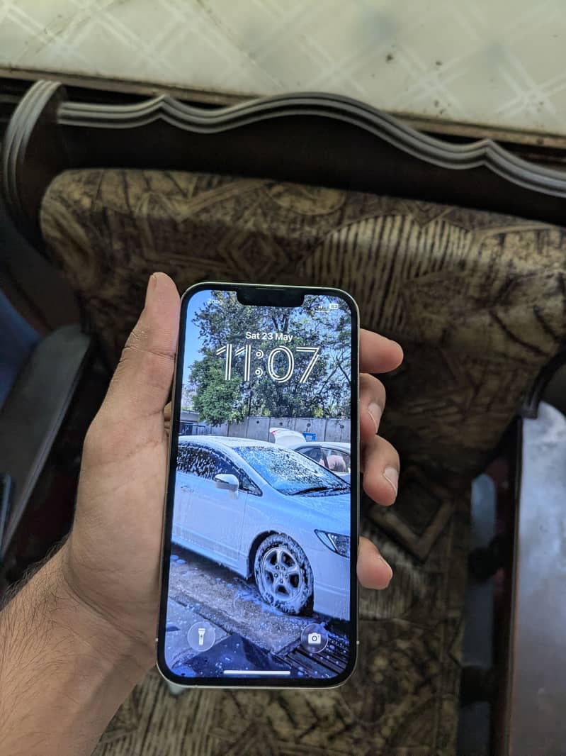 Apple iPhone 13 Pro 1