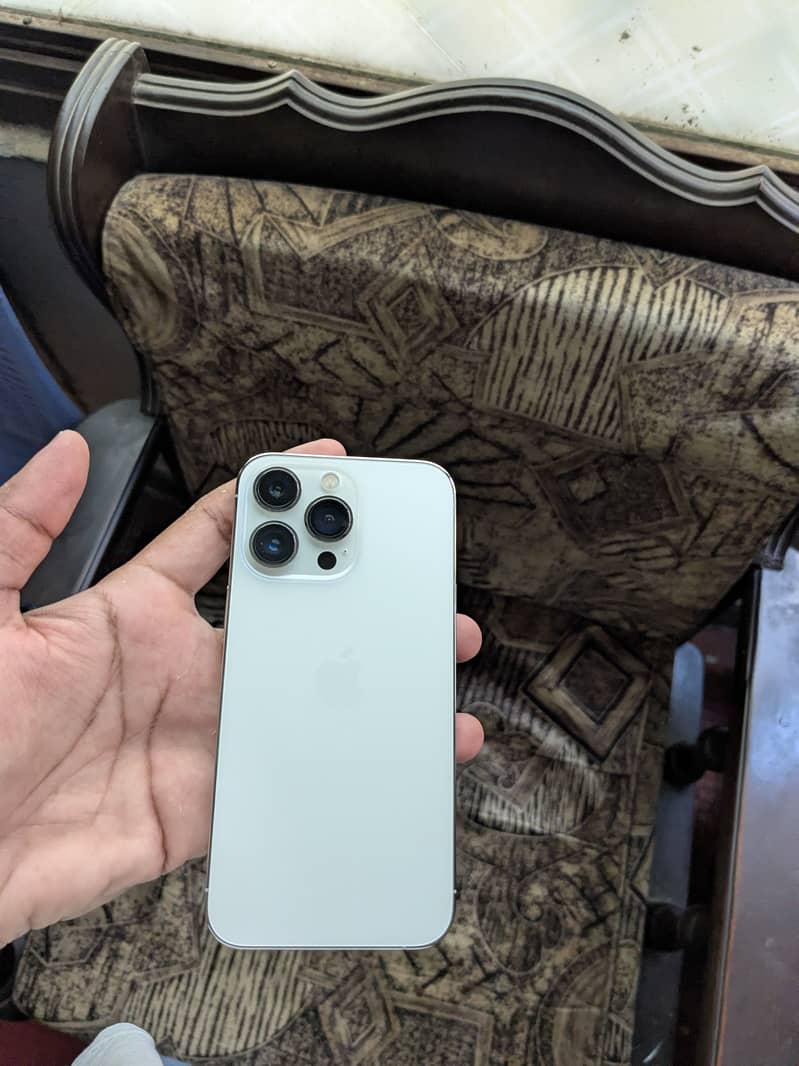 Apple iPhone 13 Pro 5