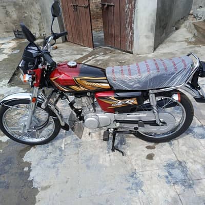 Honda CG 125 Brand New condition only 500km used  location