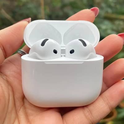 wireless Earbuds - High Bass - long battery - New Box Pack
