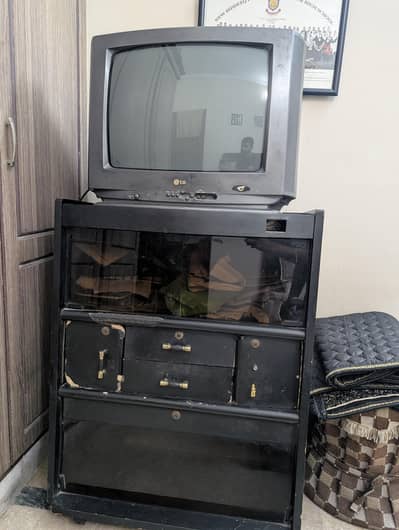 LG TV with Trolley