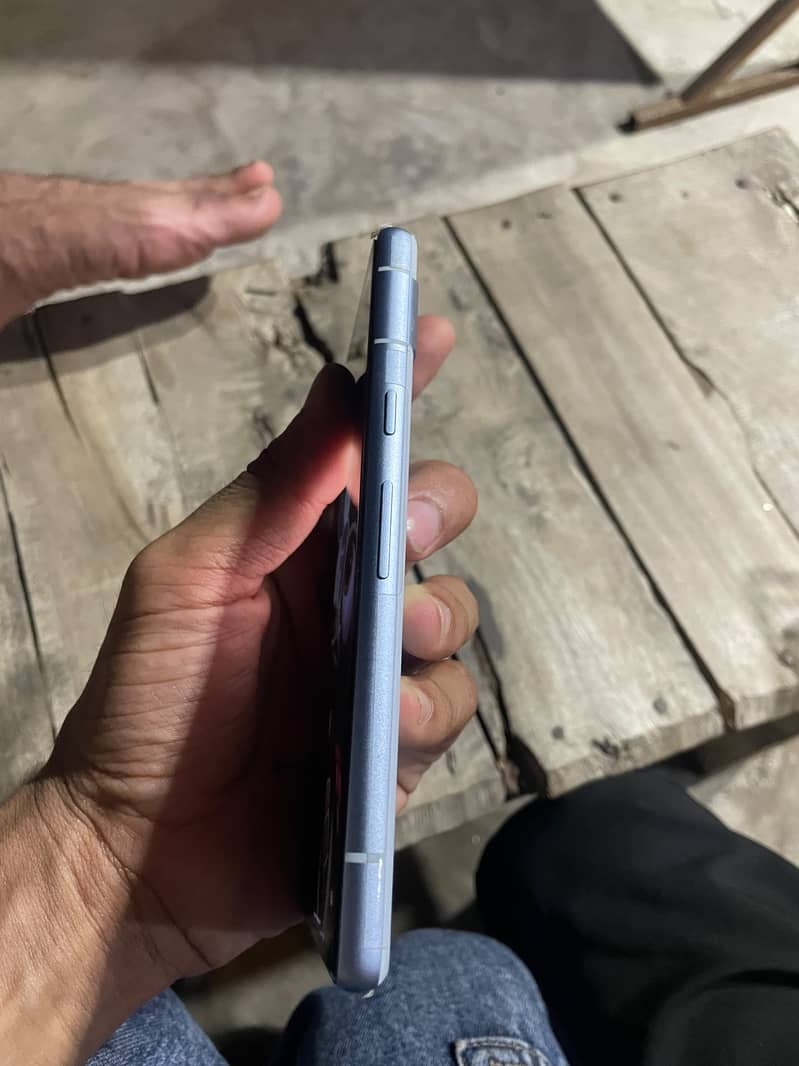 Google Pixel 7a 2