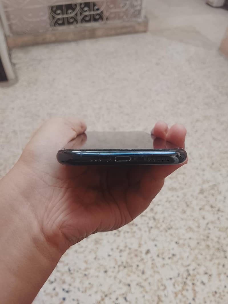 Apple iPhone 11 Pro 5