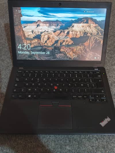 Lenovo Thinkpad x270 i5-7300U 2.60Hz | RAM 16 GB | NVME SSD 256 GB