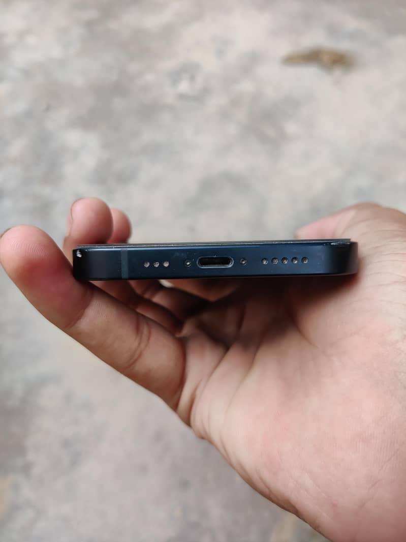 Apple iPhone 14 2